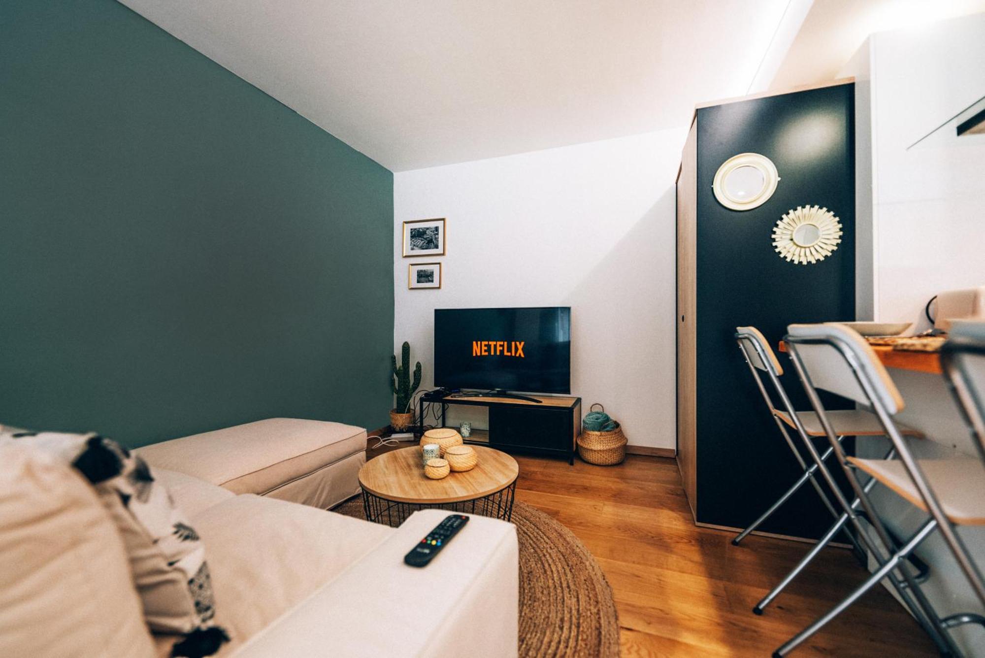 Cozy Central Studio With Private Terrace Люксембург Экстерьер фото